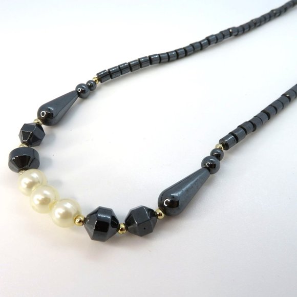 Vintage Handcrafted Black Onyx Necklace Faux Pearls 8" Drop - Picture 4 of 6